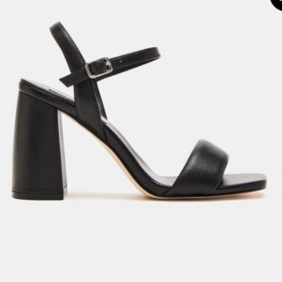 Mareena Black Leather Steve Madden Shoes (Size 5) - Picture 2 of 2